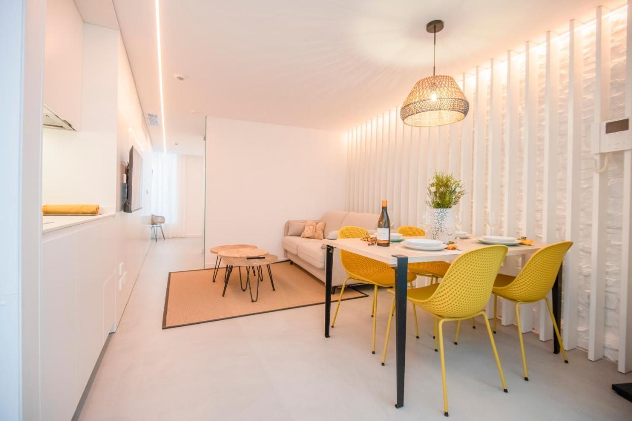 Apartamentos Atia Catedral サンティアゴ・デ・コンポステーラ エクステリア 写真