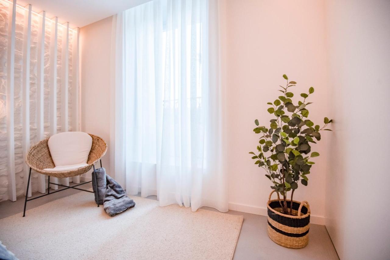 Apartamentos Atia Catedral サンティアゴ・デ・コンポステーラ エクステリア 写真